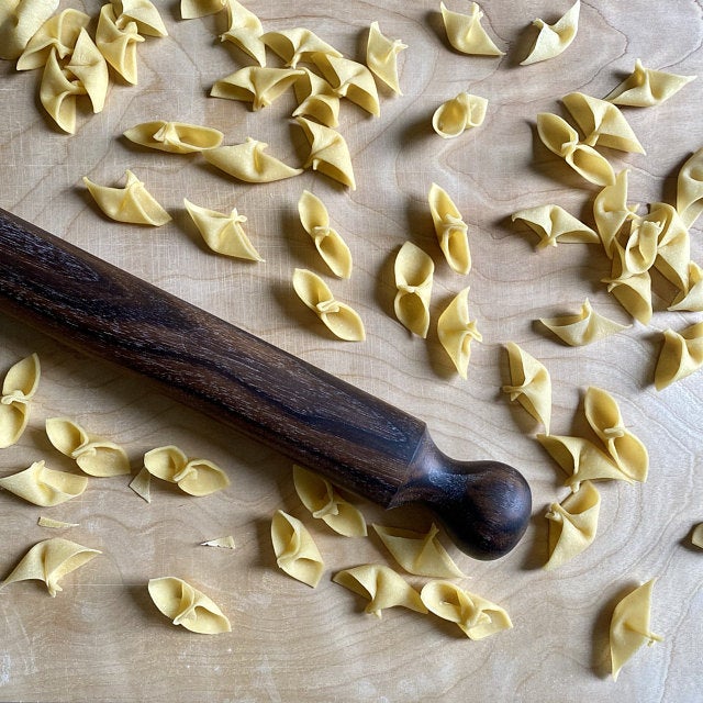 Nonna's mattarello, Italian pasta rolling pin