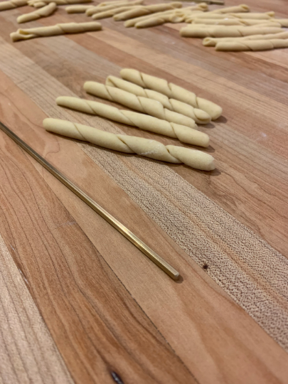 Pasta rolling pins, mini mattarelli, brass ferretto, 9pc