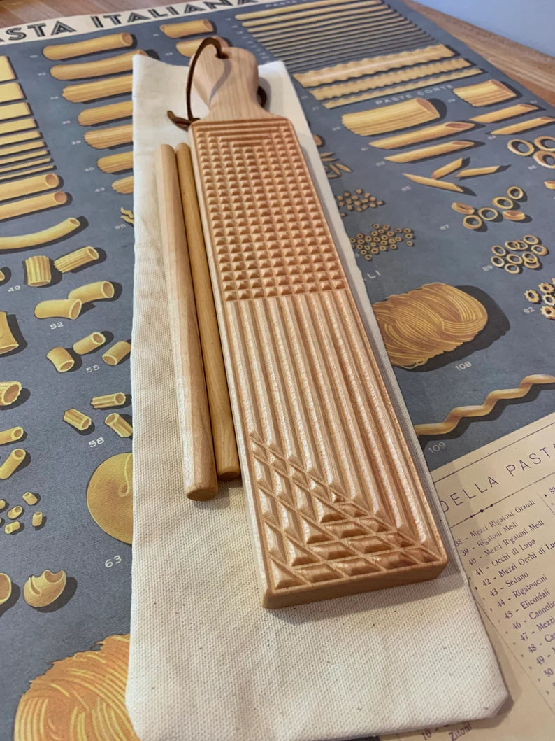 Combination pasta board, maple