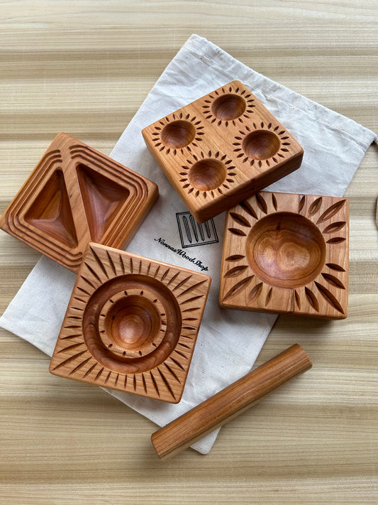 Sunburst ravioli molds, double sided. Maple, walnut & cherry