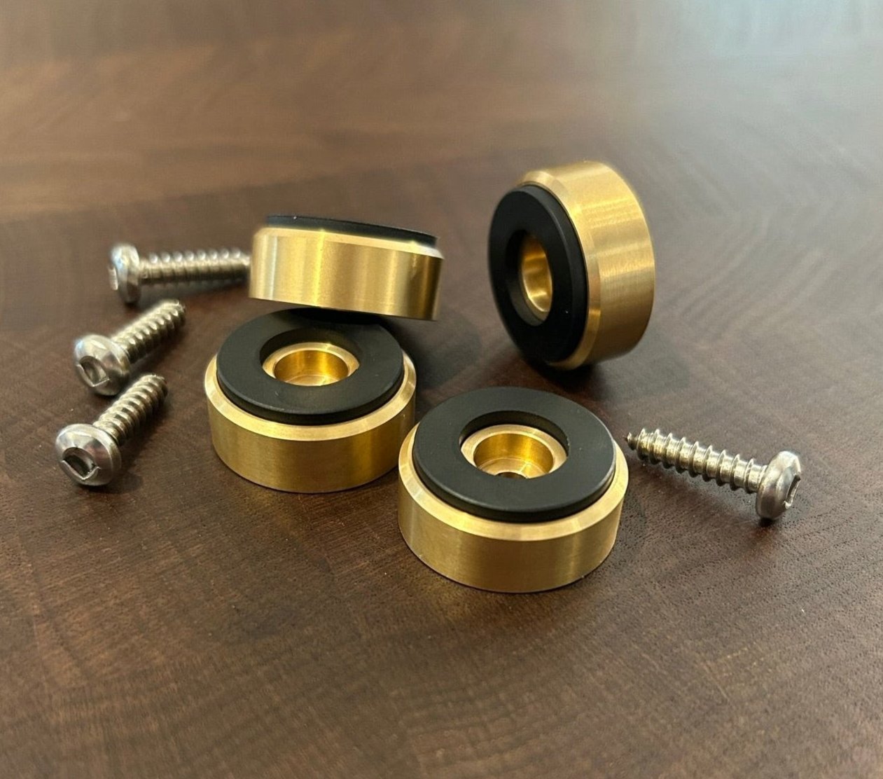 Handmade Brass Cutting Board Feet – 1.5 Inch, Set Of 4 (Gold, Round)
